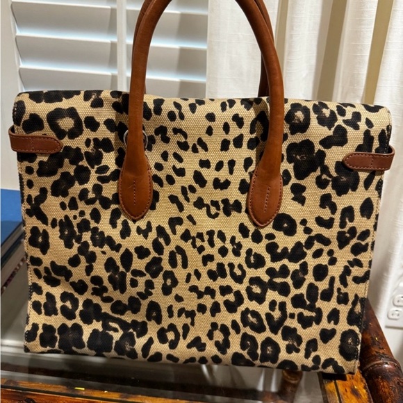 Ralph Lauren Ricky Bag. Leopard Print, Canvas Tote with Brown Leather Trim. - Picture 3 of 7